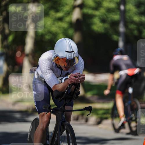 09.08.2026 - GEWOBA Citytriathlon Bremen Michael Burmester http://msf.ph/oto/9946763 09.08.2026 12:07:27 Radfahren 628, 761 meine-sportfotos.de