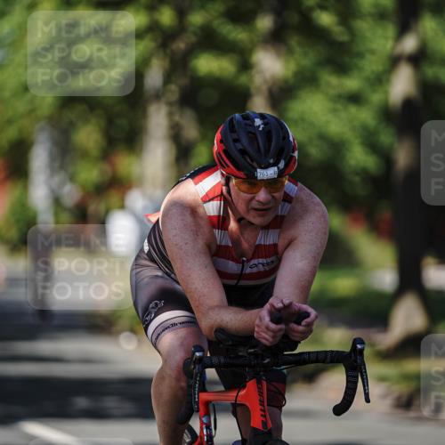 09.08.2026 - GEWOBA Citytriathlon Bremen Michael Burmester http://msf.ph/oto/9946767 09.08.2026 12:07:30 Radfahren 586, 628, 761 meine-sportfotos.de