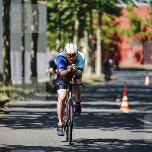 09.08.2026 - GEWOBA Citytriathlon Bremen Michael Burmester http://msf.ph/oto/9946773 09.08.2026 12:07:40 Radfahren 572, 586, 614, 628, 649, 761 meine-sportfotos.de