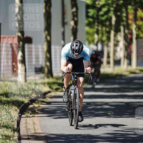 09.08.2026 - GEWOBA Citytriathlon Bremen Michael Burmester http://msf.ph/oto/9946775 09.08.2026 12:07:43 Radfahren 572, 586, 614, 628, 649, 761 meine-sportfotos.de