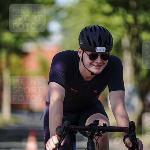 09.08.2026 - GEWOBA Citytriathlon Bremen Michael Burmester http://msf.ph/oto/9946804 09.08.2026 12:08:24 Radfahren 548, 558, 601, 620, 671 meine-sportfotos.de