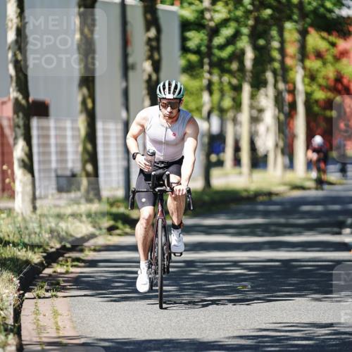 09.08.2026 - GEWOBA Citytriathlon Bremen Michael Burmester http://msf.ph/oto/9946809 09.08.2026 12:08:34 Radfahren 548, 558, 601, 602, 620 meine-sportfotos.de