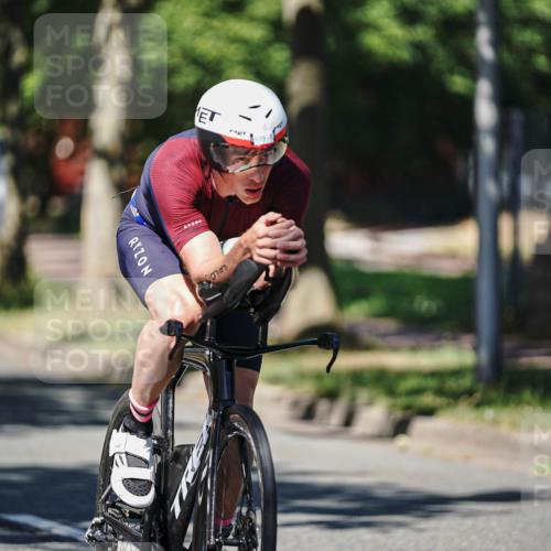 09.08.2026 - GEWOBA Citytriathlon Bremen Michael Burmester http://msf.ph/oto/9946824 09.08.2026 12:08:57 Radfahren 630, 643, 654, 699, 803, 858 meine-sportfotos.de