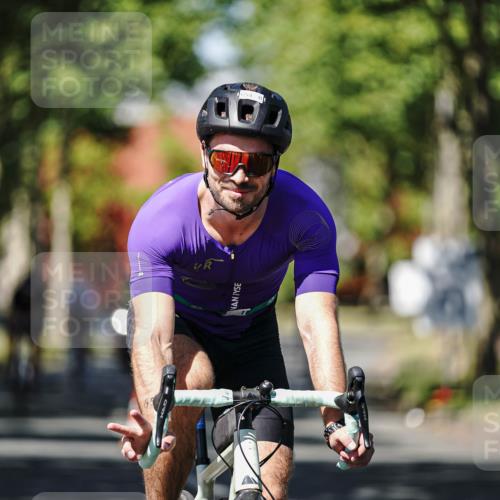 09.08.2026 - GEWOBA Citytriathlon Bremen Michael Burmester http://msf.ph/oto/9946827 09.08.2026 12:09:03 Radfahren 607, 630, 654, 699, 700, 803, 858, 1121 meine-sportfotos.de