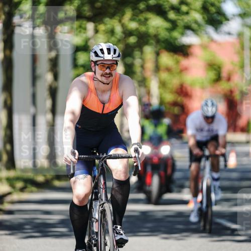 09.08.2026 - GEWOBA Citytriathlon Bremen Michael Burmester http://msf.ph/oto/9946832 09.08.2026 12:09:06 Radfahren 607, 630, 654, 699, 700, 858, 1121 meine-sportfotos.de