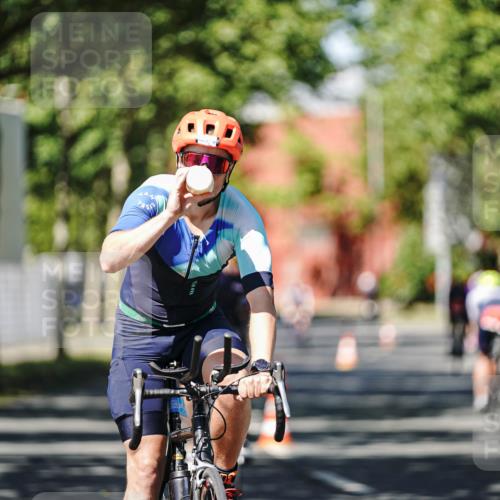 09.08.2026 - GEWOBA Citytriathlon Bremen Michael Burmester http://msf.ph/oto/9946837 09.08.2026 12:09:11 Radfahren 607, 629, 654, 675, 699, 700, 1121 meine-sportfotos.de