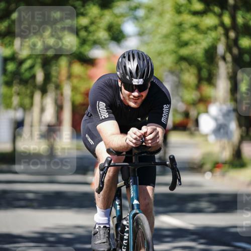 09.08.2026 - GEWOBA Citytriathlon Bremen Michael Burmester http://msf.ph/oto/9946860 09.08.2026 12:09:47 Radfahren 570, 578, 635, 674, 702, 718 meine-sportfotos.de