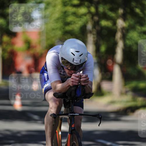 09.08.2026 - GEWOBA Citytriathlon Bremen Michael Burmester http://msf.ph/oto/9946868 09.08.2026 12:09:55 Radfahren 578, 635, 674, 718, 770, 774 meine-sportfotos.de