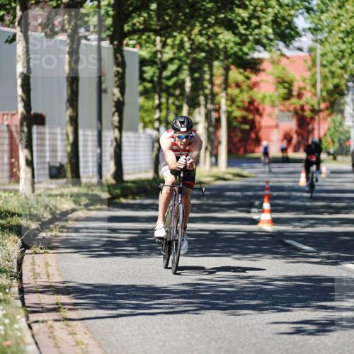 09.08.2026 - GEWOBA Citytriathlon Bremen Michael Burmester http://msf.ph/oto/9946885 09.08.2026 12:10:21 Radfahren 688, 776 meine-sportfotos.de