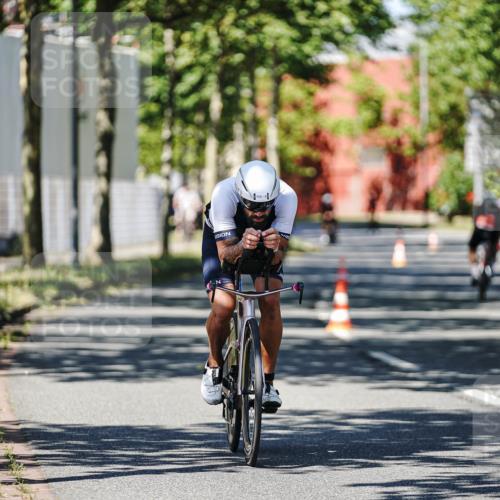 09.08.2026 - GEWOBA Citytriathlon Bremen Michael Burmester http://msf.ph/oto/9946900 09.08.2026 12:10:47 Radfahren 740, 766 meine-sportfotos.de