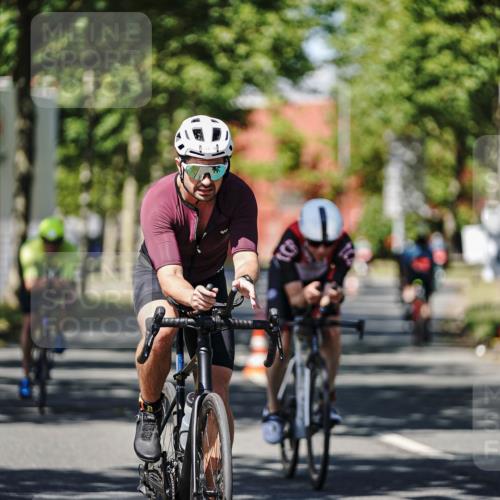 09.08.2026 - GEWOBA Citytriathlon Bremen Michael Burmester http://msf.ph/oto/9946923 09.08.2026 12:11:06 Radfahren 587, 641, 652, 669, 690, 714, 743, 789, 801, 810, 831 meine-sportfotos.de