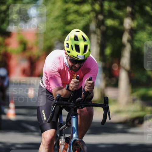 09.08.2026 - GEWOBA Citytriathlon Bremen Michael Burmester http://msf.ph/oto/9946946 09.08.2026 12:11:25 Radfahren 112, 540, 588, 666, 692, 698, 703, 767, 854, 1153 meine-sportfotos.de