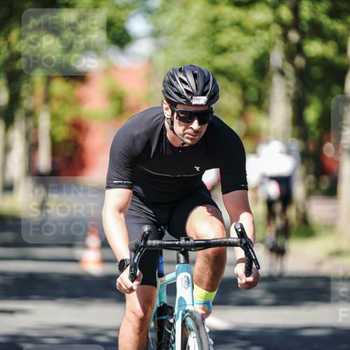09.08.2026 - GEWOBA Citytriathlon Bremen Michael Burmester http://msf.ph/oto/9946968 09.08.2026 12:11:43 Radfahren 549, 631, 642, 660, 676, 691, 692, 712, 732, 862 meine-sportfotos.de