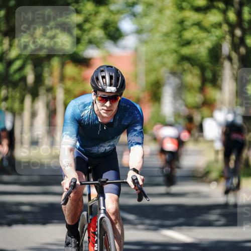 09.08.2026 - GEWOBA Citytriathlon Bremen Michael Burmester http://msf.ph/oto/9946971 09.08.2026 12:11:46 Radfahren 549, 631, 642, 660, 676, 691, 712, 732, 862 meine-sportfotos.de