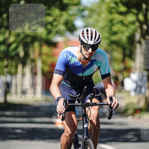 09.08.2026 - GEWOBA Citytriathlon Bremen Michael Burmester http://msf.ph/oto/9946973 09.08.2026 12:11:47 Radfahren 549, 631, 642, 660, 676, 691, 712, 732, 862 meine-sportfotos.de