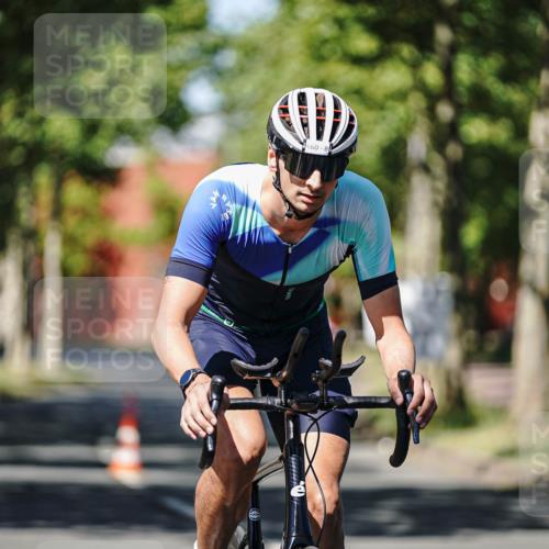 09.08.2026 - GEWOBA Citytriathlon Bremen Michael Burmester http://msf.ph/oto/9946974 09.08.2026 12:11:47 Radfahren 549, 631, 642, 660, 676, 691, 712, 732, 862 meine-sportfotos.de