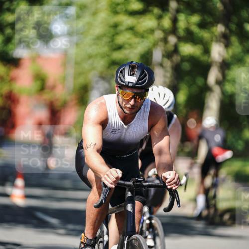 09.08.2026 - GEWOBA Citytriathlon Bremen Michael Burmester http://msf.ph/oto/9946998 09.08.2026 12:12:25 Radfahren 544, 589, 610, 632, 661, 677, 697, 791, 825, 835, 1127, 1131 meine-sportfotos.de