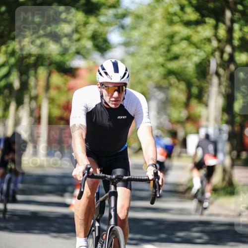 09.08.2026 - GEWOBA Citytriathlon Bremen Michael Burmester http://msf.ph/oto/9946999 09.08.2026 12:12:26 Radfahren 544, 589, 610, 632, 661, 677, 697, 791, 825, 835, 1127, 1131 meine-sportfotos.de