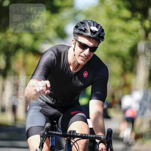 09.08.2026 - GEWOBA Citytriathlon Bremen Michael Burmester http://msf.ph/oto/9947016 09.08.2026 12:12:37 Radfahren 544, 589, 605, 661, 683, 723, 764, 791, 825, 835, 1127, 1131 meine-sportfotos.de
