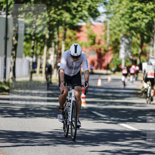 09.08.2026 - GEWOBA Citytriathlon Bremen Michael Burmester http://msf.ph/oto/9947041 09.08.2026 12:12:55 Radfahren 556, 593, 606, 686, 843, 852, 878, 951 meine-sportfotos.de