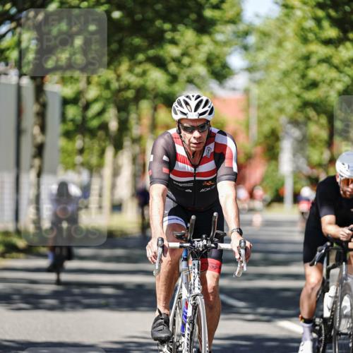 09.08.2026 - GEWOBA Citytriathlon Bremen Michael Burmester http://msf.ph/oto/9947048 09.08.2026 12:13:00 Radfahren 556, 606, 616, 636, 658, 686, 747, 843, 852, 878 meine-sportfotos.de