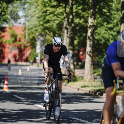 09.08.2026 - GEWOBA Citytriathlon Bremen Michael Burmester http://msf.ph/oto/9947055 09.08.2026 12:13:07 Radfahren 575, 616, 636, 658, 747, 843, 852 meine-sportfotos.de