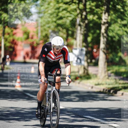 09.08.2026 - GEWOBA Citytriathlon Bremen Michael Burmester http://msf.ph/oto/9947059 09.08.2026 12:13:09 Radfahren 551, 575, 616, 636, 658, 747, 843, 852 meine-sportfotos.de