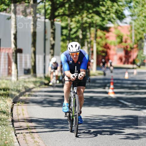 09.08.2026 - GEWOBA Citytriathlon Bremen Michael Burmester http://msf.ph/oto/9947072 09.08.2026 12:13:25 Radfahren 551, 591, 710, 824, 882, 884, 1011, 1116, 1148, 1150 meine-sportfotos.de