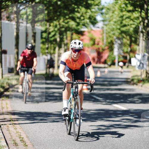 09.08.2026 - GEWOBA Citytriathlon Bremen Michael Burmester http://msf.ph/oto/9947082 09.08.2026 12:13:31 Radfahren 591, 592, 645, 685, 710, 824, 882, 884, 1011, 1116, 1150 meine-sportfotos.de