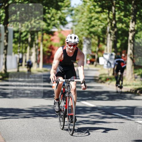 09.08.2026 - GEWOBA Citytriathlon Bremen Michael Burmester http://msf.ph/oto/9947097 09.08.2026 12:13:42 Radfahren 547, 591, 592, 645, 684, 685, 884, 1150 meine-sportfotos.de