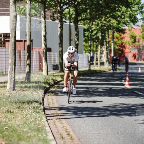 09.08.2026 - GEWOBA Citytriathlon Bremen Michael Burmester http://msf.ph/oto/9947121 09.08.2026 12:14:30 Radfahren 561, 574, 582, 647, 680 meine-sportfotos.de