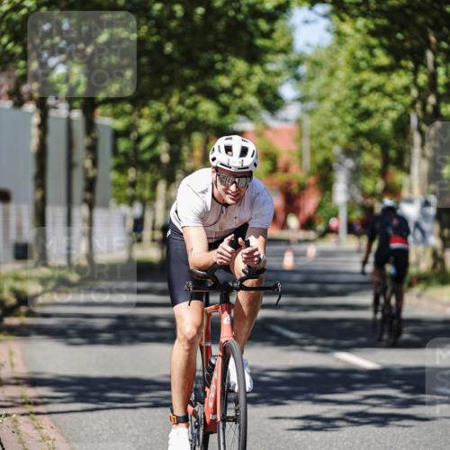 09.08.2026 - GEWOBA Citytriathlon Bremen Michael Burmester http://msf.ph/oto/9947123 09.08.2026 12:14:31 Radfahren 561, 574, 582, 647, 680, 733 meine-sportfotos.de