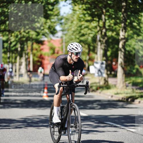 09.08.2026 - GEWOBA Citytriathlon Bremen Michael Burmester http://msf.ph/oto/9947136 09.08.2026 12:14:42 Radfahren 561, 574, 582, 679, 680, 721, 733, 746, 750 meine-sportfotos.de