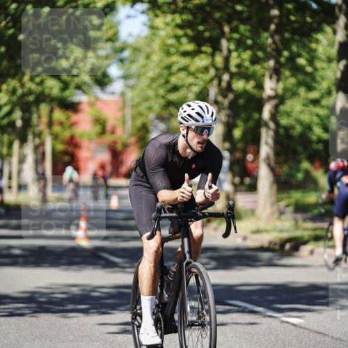 09.08.2026 - GEWOBA Citytriathlon Bremen Michael Burmester http://msf.ph/oto/9947137 09.08.2026 12:14:42 Radfahren 561, 574, 582, 679, 680, 721, 733, 746, 750 meine-sportfotos.de