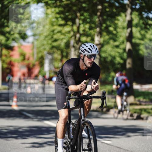 09.08.2026 - GEWOBA Citytriathlon Bremen Michael Burmester http://msf.ph/oto/9947138 09.08.2026 12:14:42 Radfahren 561, 574, 582, 679, 680, 721, 733, 746, 750 meine-sportfotos.de