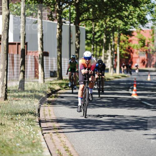 09.08.2026 - GEWOBA Citytriathlon Bremen Michael Burmester http://msf.ph/oto/9947153 09.08.2026 12:15:01 Radfahren 590, 679, 717, 924, 1004, 1015 meine-sportfotos.de