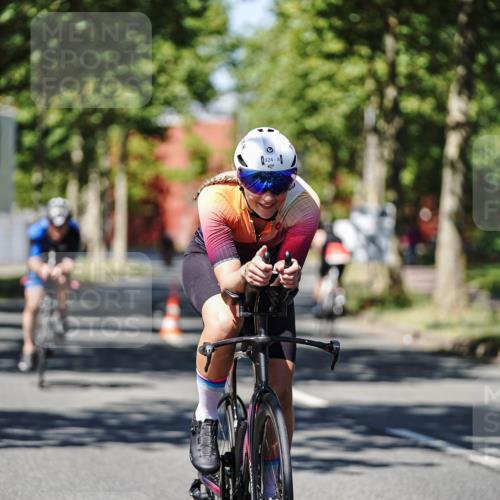 09.08.2026 - GEWOBA Citytriathlon Bremen Michael Burmester http://msf.ph/oto/9947156 09.08.2026 12:15:02 Radfahren 590, 717, 924, 1004, 1015 meine-sportfotos.de