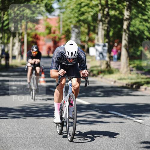09.08.2026 - GEWOBA Citytriathlon Bremen Michael Burmester http://msf.ph/oto/9947161 09.08.2026 12:15:10 Radfahren 613, 646, 924, 1015, 1016, 1128 meine-sportfotos.de
