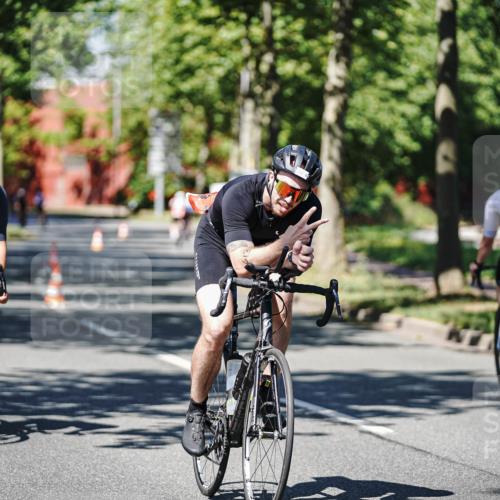 09.08.2026 - GEWOBA Citytriathlon Bremen Michael Burmester http://msf.ph/oto/9947164 09.08.2026 12:15:11 Radfahren 613, 646, 924, 1015, 1016, 1128 meine-sportfotos.de