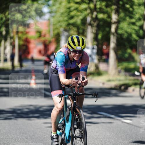 09.08.2026 - GEWOBA Citytriathlon Bremen Michael Burmester http://msf.ph/oto/9947168 09.08.2026 12:15:16 Radfahren 613, 615, 646, 793, 924, 1008, 1016, 1128 meine-sportfotos.de