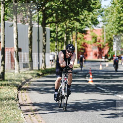 09.08.2026 - GEWOBA Citytriathlon Bremen Michael Burmester http://msf.ph/oto/9947185 09.08.2026 12:15:41 Radfahren 735, 765, 880, 1133, 1137 meine-sportfotos.de