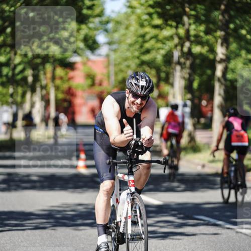 09.08.2026 - GEWOBA Citytriathlon Bremen Michael Burmester http://msf.ph/oto/9947186 09.08.2026 12:15:42 Radfahren 735, 765, 880, 1133, 1137 meine-sportfotos.de