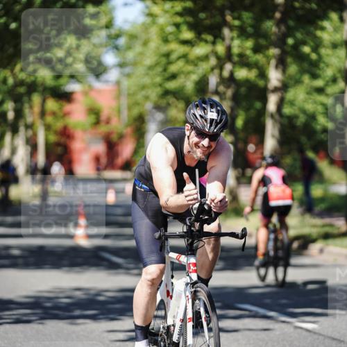 09.08.2026 - GEWOBA Citytriathlon Bremen Michael Burmester http://msf.ph/oto/9947187 09.08.2026 12:15:42 Radfahren 735, 765, 880, 1133, 1137 meine-sportfotos.de