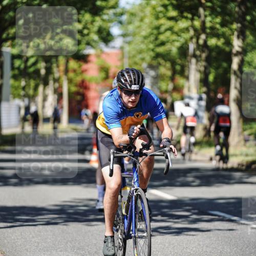 09.08.2026 - GEWOBA Citytriathlon Bremen Michael Burmester http://msf.ph/oto/9947191 09.08.2026 12:15:47 Radfahren 765, 875, 880, 883, 1133, 1137 meine-sportfotos.de