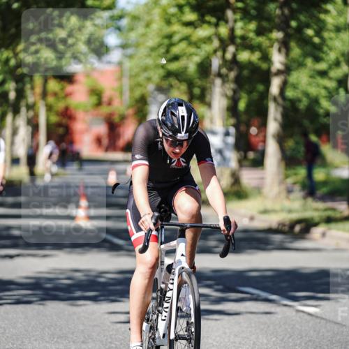 09.08.2026 - GEWOBA Citytriathlon Bremen Michael Burmester http://msf.ph/oto/9947198 09.08.2026 12:15:52 Radfahren 730, 765, 874, 875, 880, 883, 983, 1133, 1137 meine-sportfotos.de