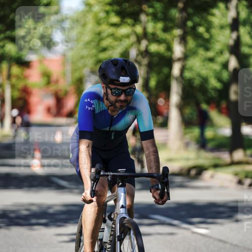 09.08.2026 - GEWOBA Citytriathlon Bremen Michael Burmester http://msf.ph/oto/9947206 09.08.2026 12:15:56 Radfahren 730, 874, 875, 879, 880, 883, 983, 1133 meine-sportfotos.de