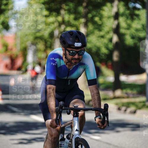 09.08.2026 - GEWOBA Citytriathlon Bremen Michael Burmester http://msf.ph/oto/9947207 09.08.2026 12:15:56 Radfahren 730, 874, 875, 879, 880, 883, 983, 1133 meine-sportfotos.de