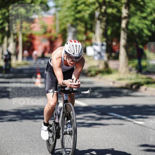 09.08.2026 - GEWOBA Citytriathlon Bremen Michael Burmester http://msf.ph/oto/9947209 09.08.2026 12:15:58 Radfahren 611, 730, 874, 875, 879, 880, 883, 983, 1133 meine-sportfotos.de