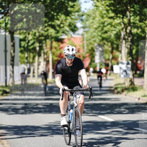 09.08.2026 - GEWOBA Citytriathlon Bremen Michael Burmester http://msf.ph/oto/9947217 09.08.2026 12:16:04 Radfahren 611, 730, 855, 874, 875, 879, 883, 955, 983, 1117 meine-sportfotos.de