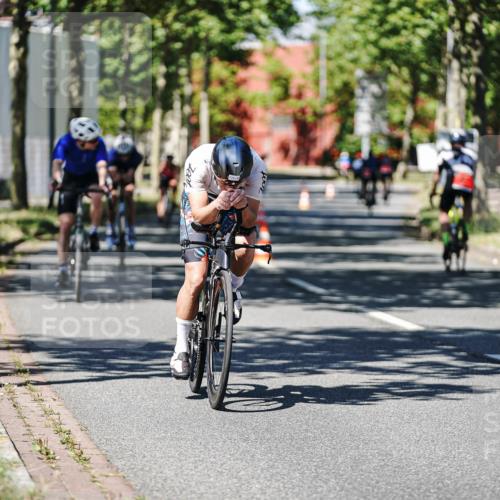 09.08.2026 - GEWOBA Citytriathlon Bremen Michael Burmester http://msf.ph/oto/9947233 09.08.2026 12:16:18 Radfahren 564, 580, 716, 726, 775, 855, 914, 955, 1013, 1117 meine-sportfotos.de